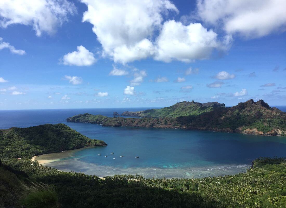 Vallées verdoyantes et pics basaltiques de Nuku Hiva